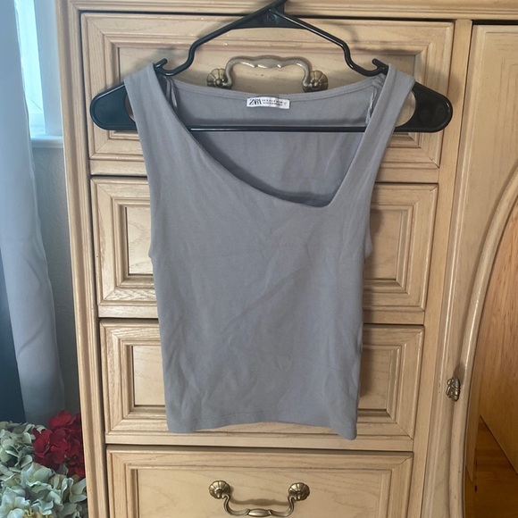 Zara Tops - Zara Tank Top